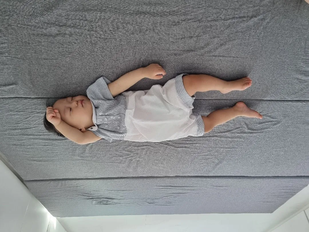 걷더니 낮잠 2번, 밥 4끼...?