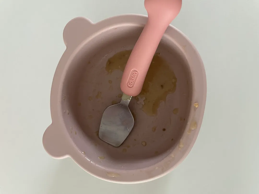 입 짧고 뱃골 작다던 우리 아이...