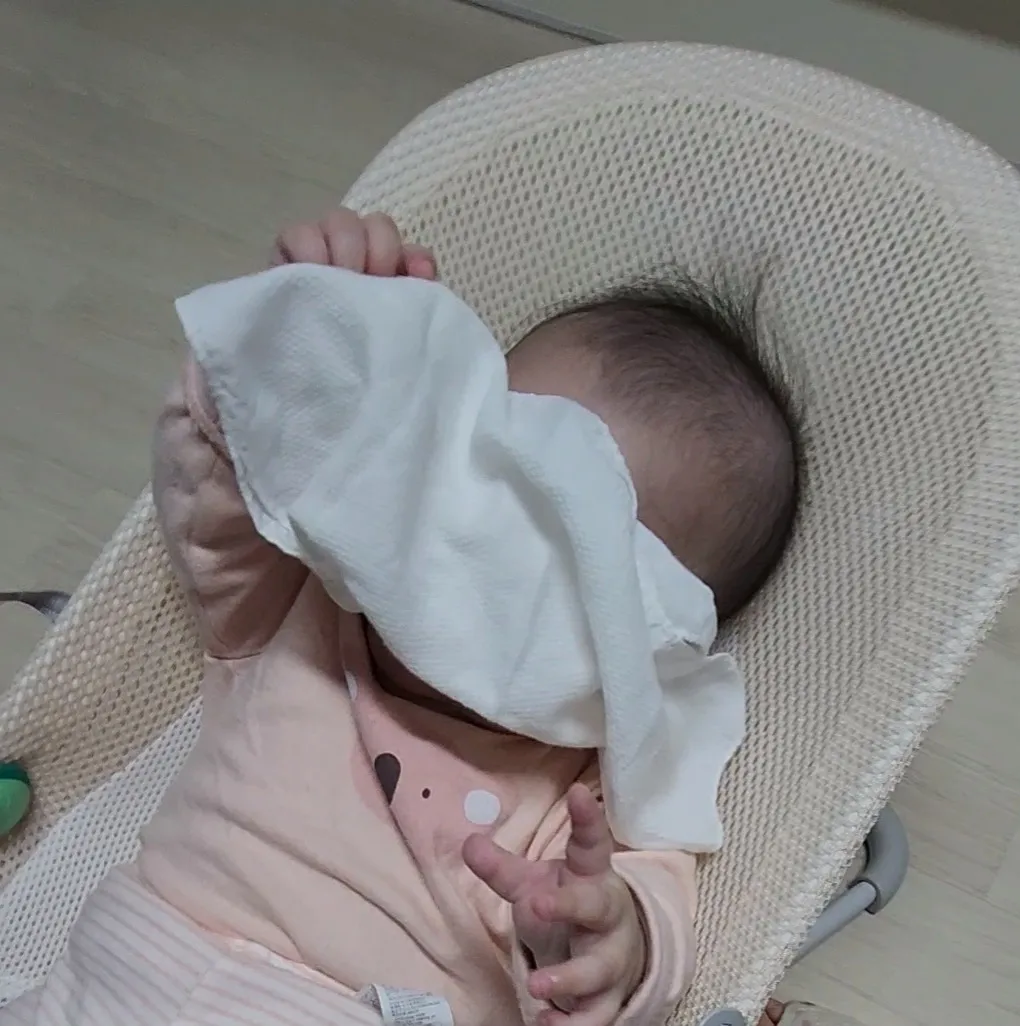다른 아가도 이러나요???