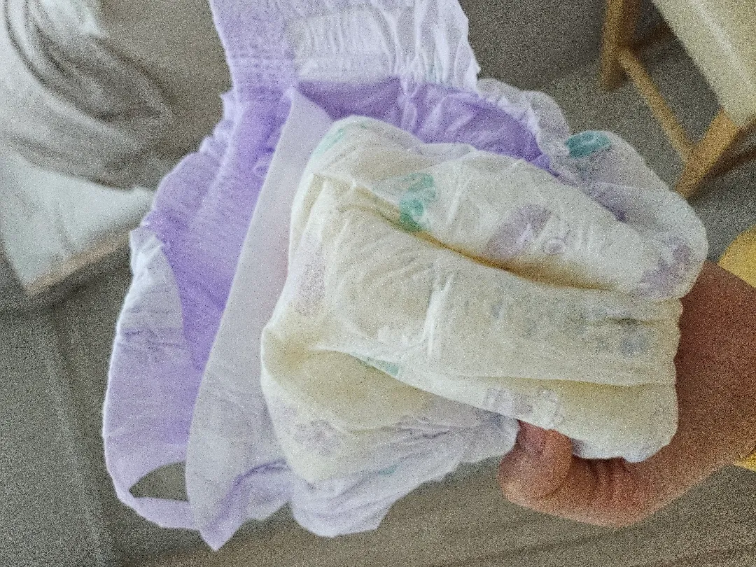 밤 기저귀 다들 뭘로쓰시나요? 