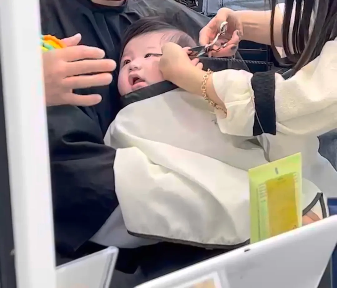 처음으로 미용실가봤어요🤭
