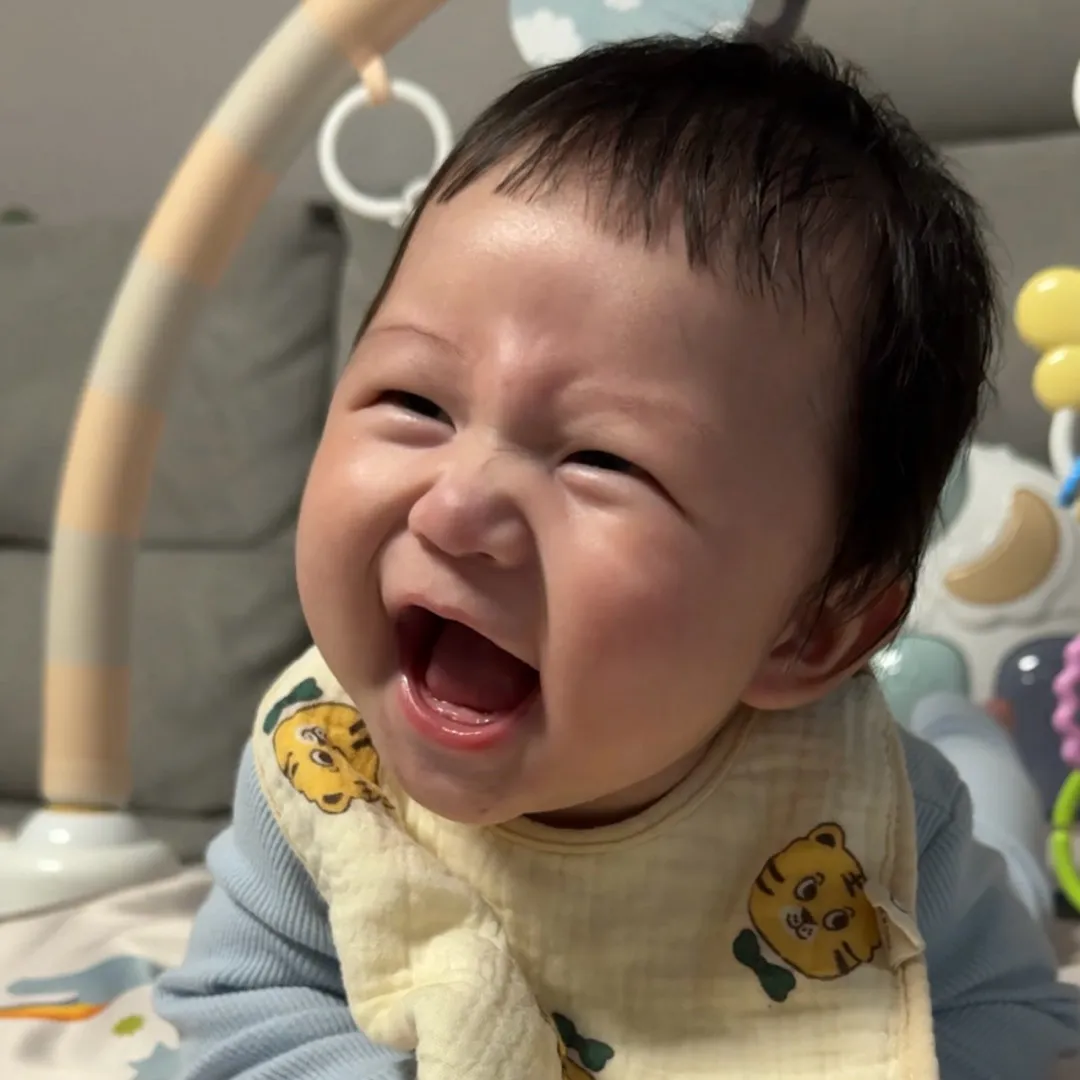 웃음 한번에 세상 행복 💘