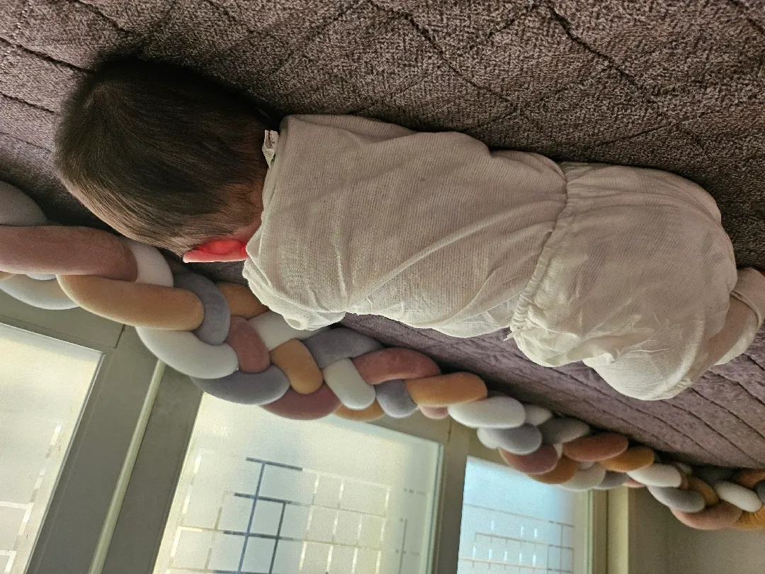 아들 키우시는 베동분들 다들 아기 무게가 어떻게 되세요,,?🤔