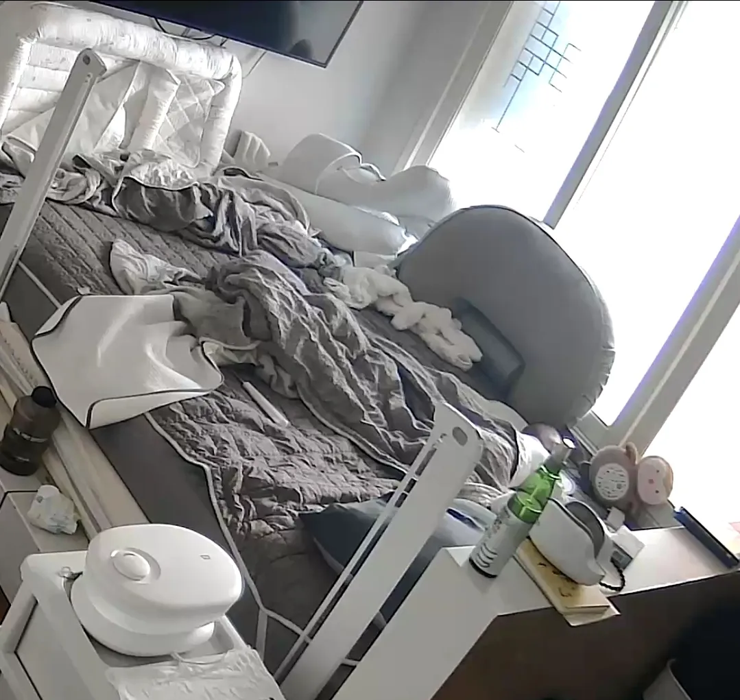 뒤집잠이 좋긴 좋네요(?)