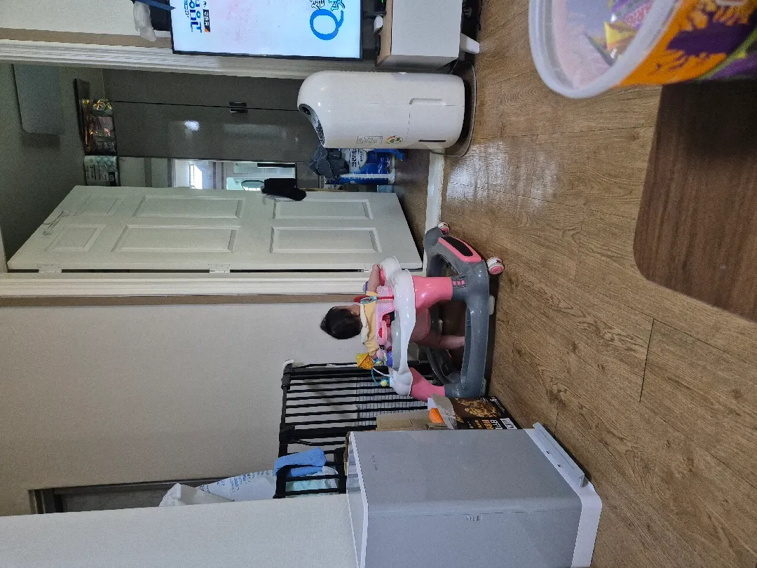보행기 끄는 시기...맞죠...?ㅋㅋㅋㅋㅋ