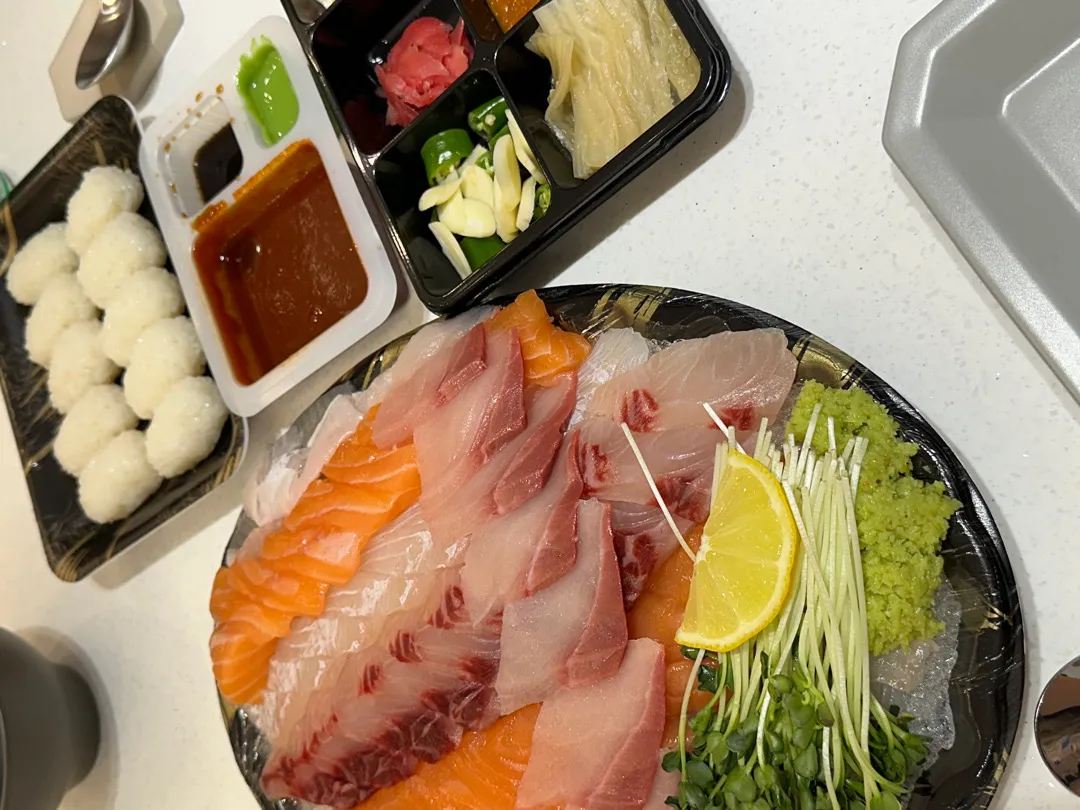어제 저녁에 방어 먹었어요!!! 존맛탱~~