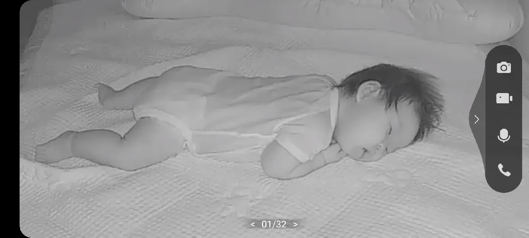 뒤집기하는 아기 엎어져서 잘때