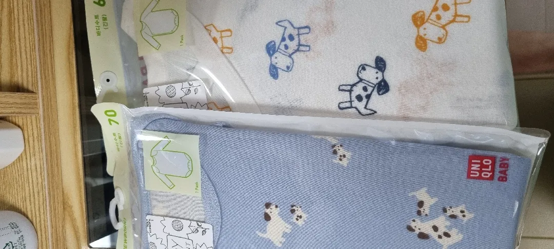 유니클로 감사제 아기바디수트 세일해요