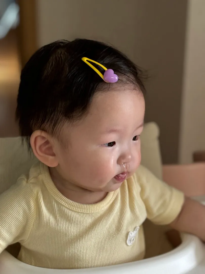 아직 이 안난 아기들 있을까요