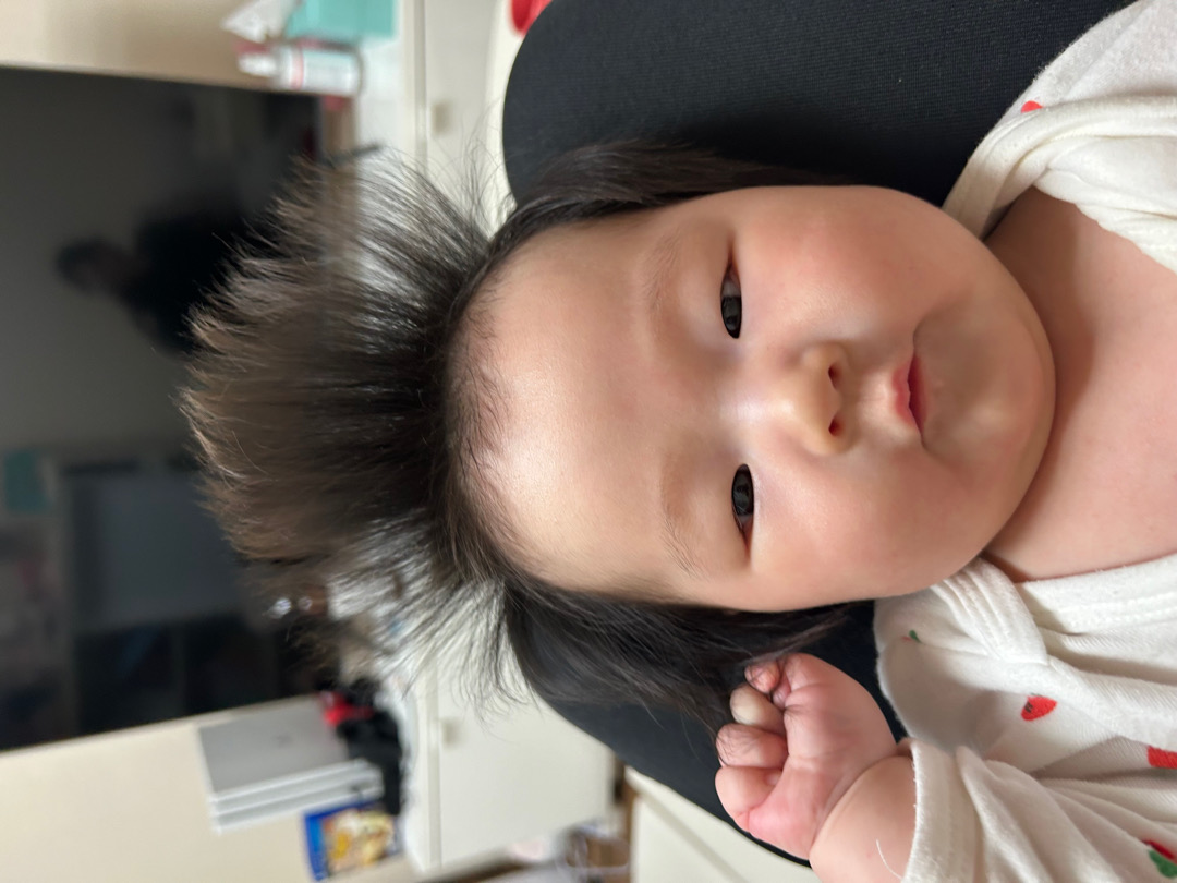우리아기 머리 숱 자랑!