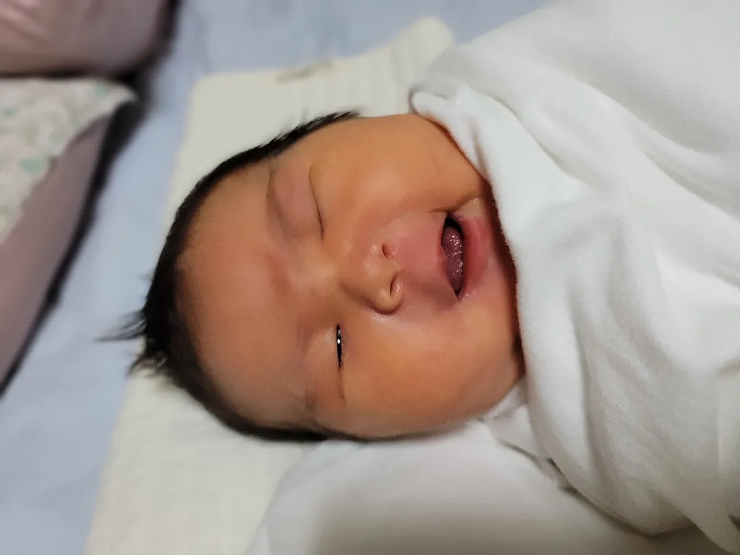 딸인데 천하장사 뺨 칠 아이가 태어났어요~!!