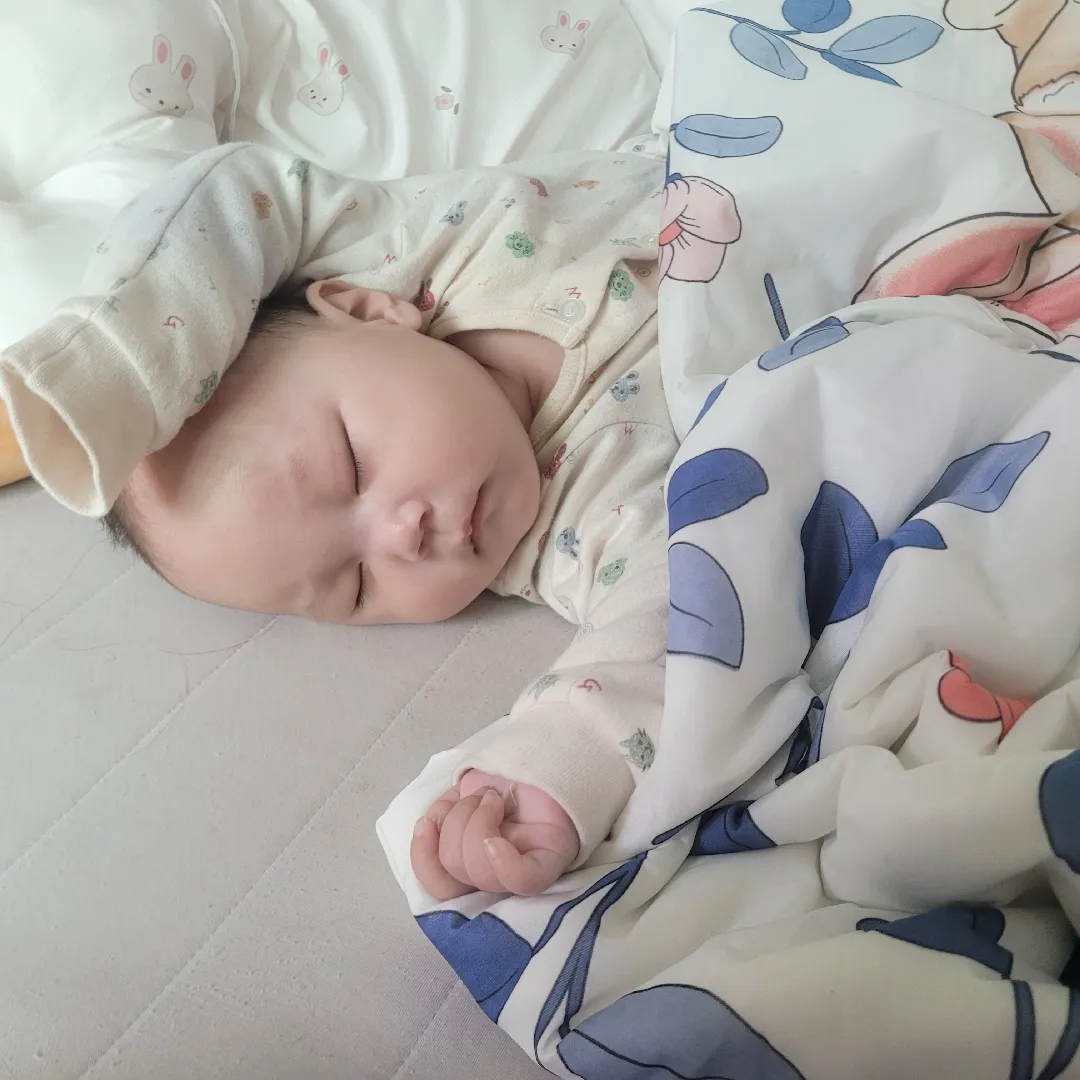 안녕하세요 육아하느라 바빠서 처음글을 올려보아용