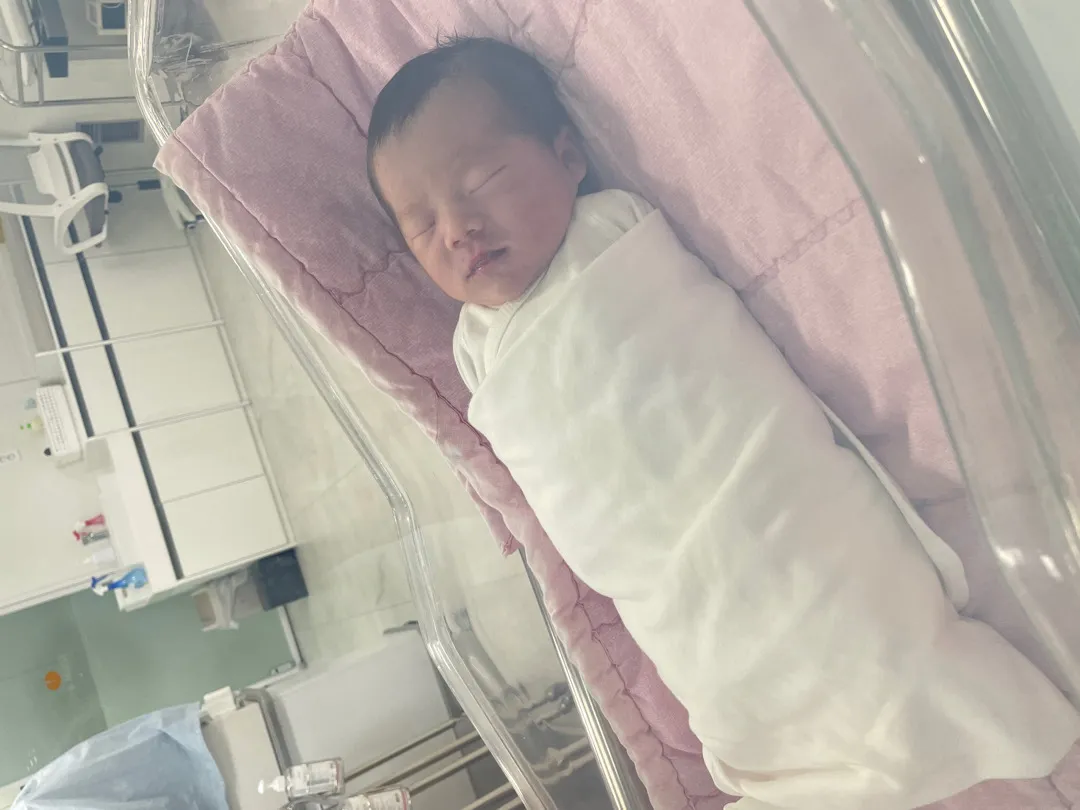 저도 오늘 출산했어요^^
