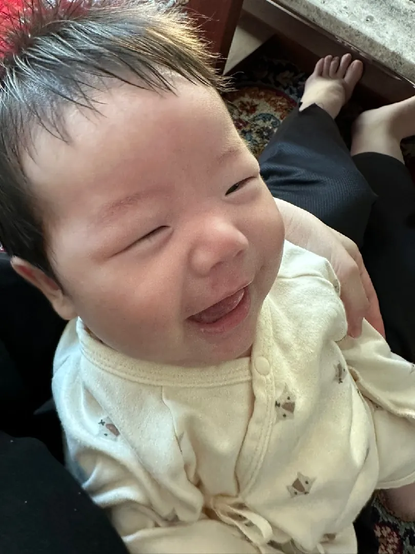 다들 아가 너무 이쁘지 않나요?