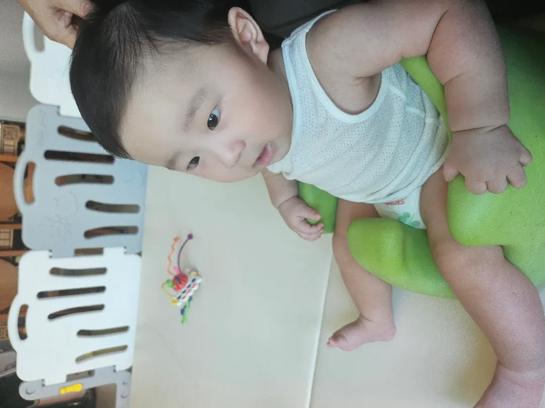 아가들 앉는거 잘하나요?