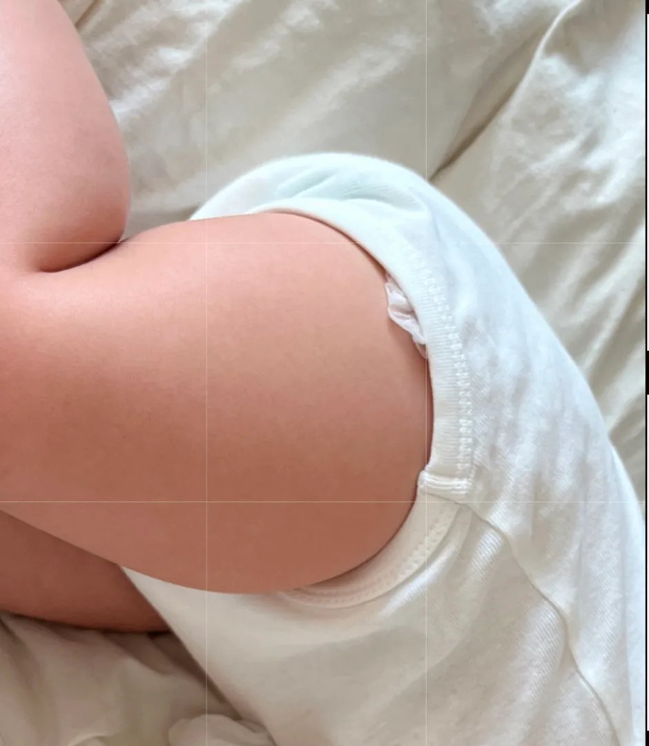 허벅지 통통 남자 아기 키우시는분? 