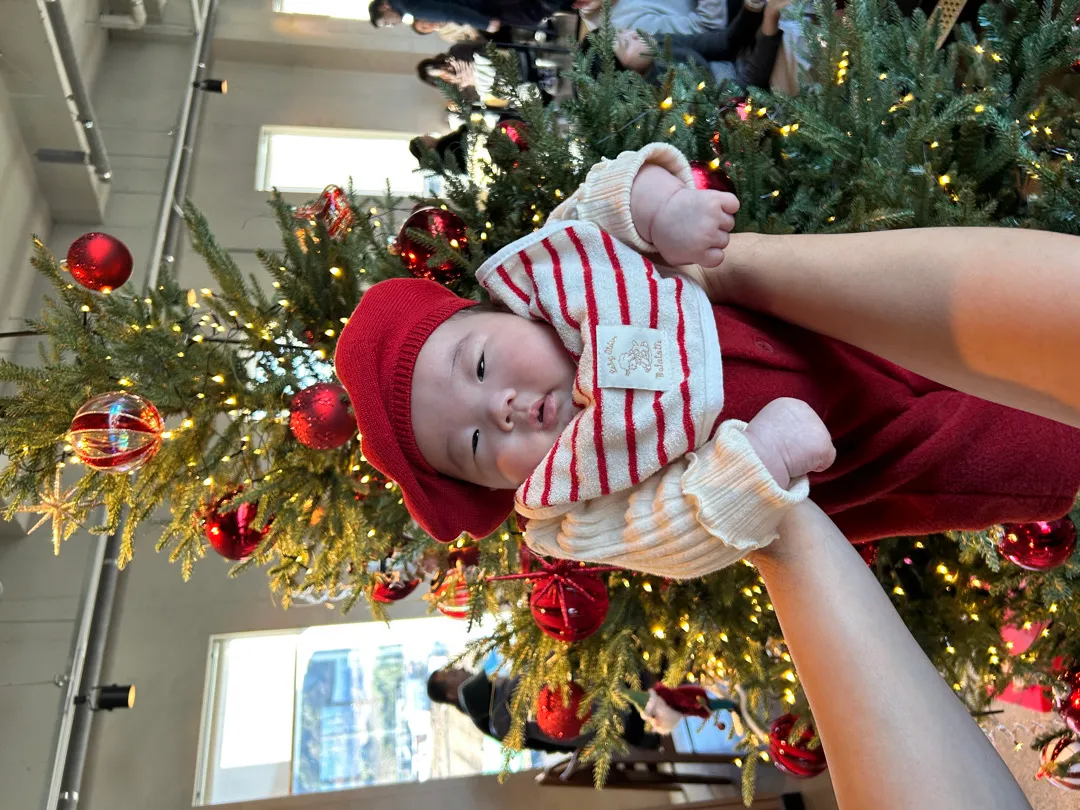 크리스마스 시즌 넘 좋네여 .. ♥️🎅🏻♥️