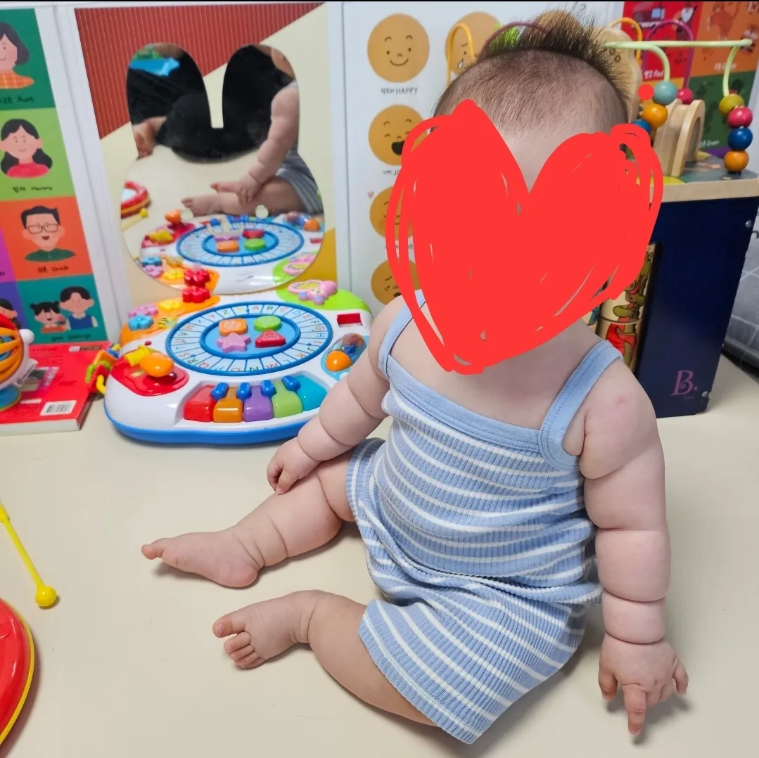 아기 팔주름 얼마나 있나요??