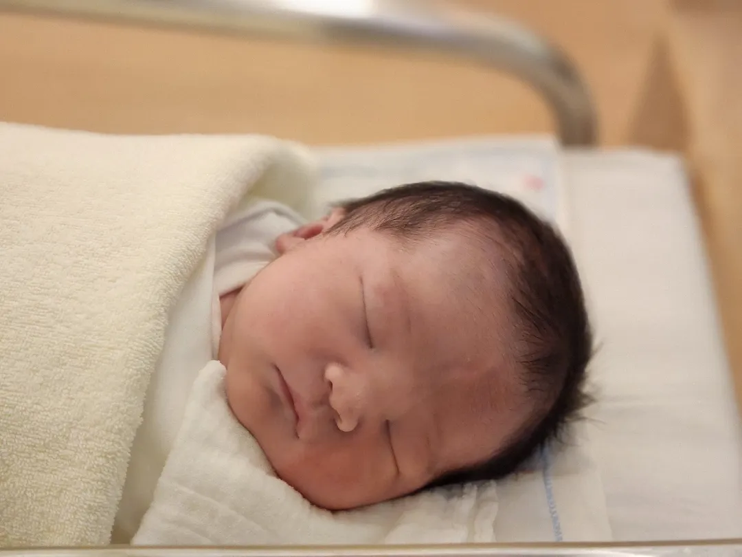 얼굴에 있는 자국은 언제 없어질까용?